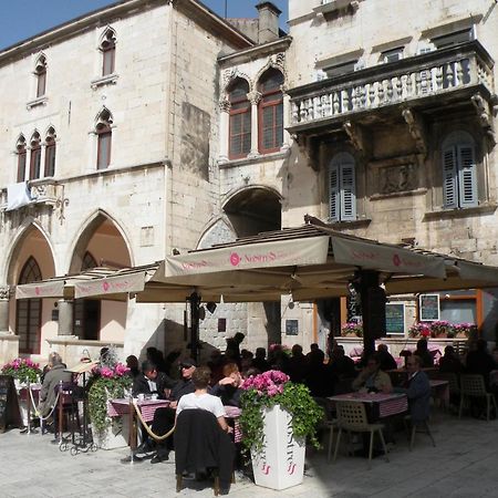 Готель Lux Aurelius In Split Centre Old Town Екстер'єр фото