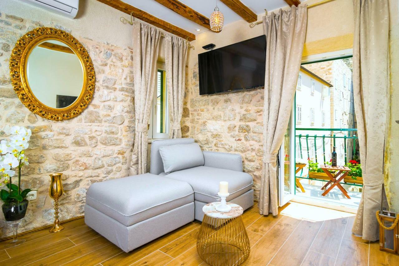 Готель Lux Aurelius In Split Centre Old Town Екстер'єр фото