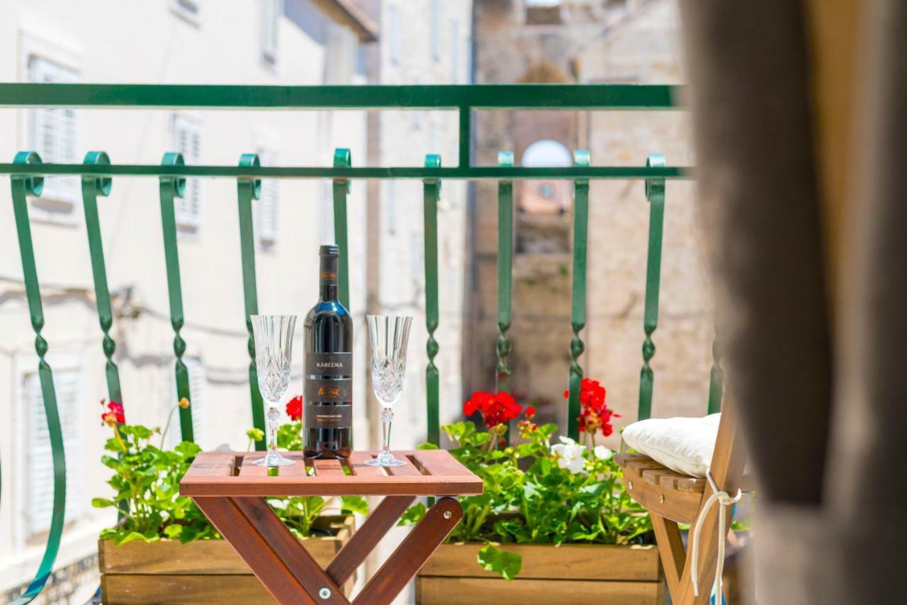 Готель Lux Aurelius In Split Centre Old Town Екстер'єр фото