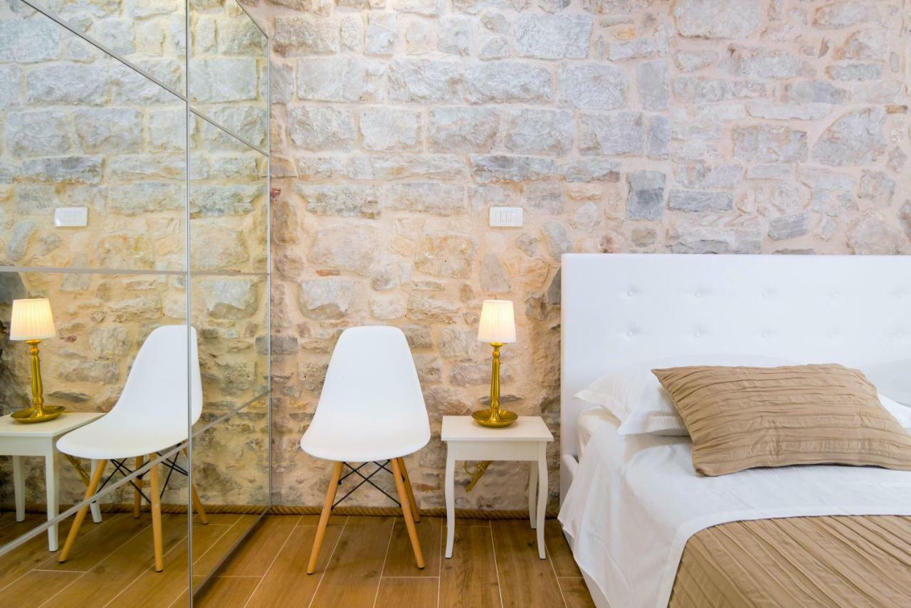 Готель Lux Aurelius In Split Centre Old Town Екстер'єр фото